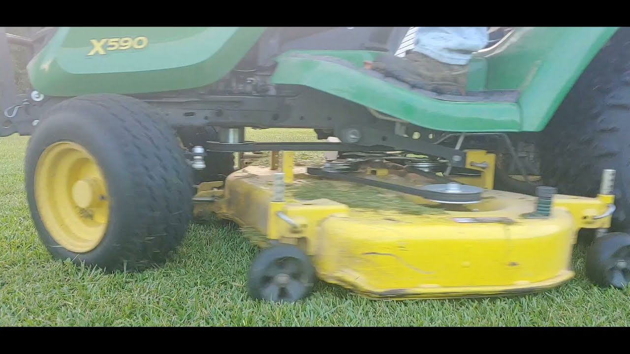 JOHN DEERE X590 vs THICK GRASS