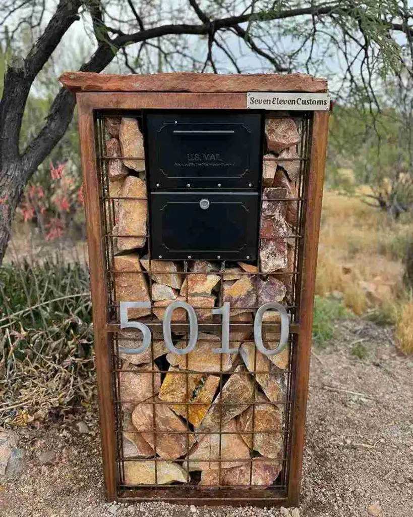 21 Mailbox Ideas to Elevate Your Curb Appeal and Showcase Your Style 3 21 Mailbox Ideas to Elevate Your Curb Appeal and Showcase Your Style 3