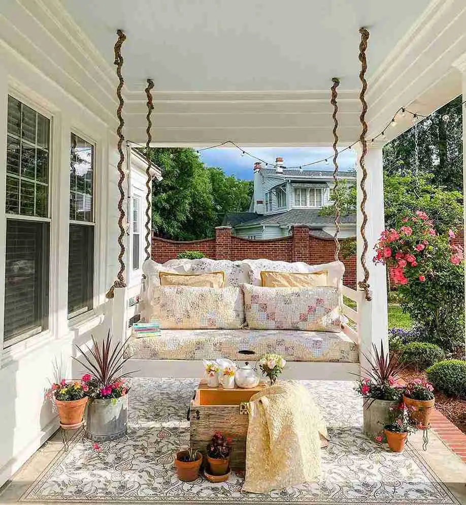 17 Spring Porch Ideas to Elevate Your Outdoor Space 5