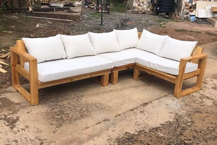21 Small Outdoor Patio Ideas to Transform Your Space into a Cozy Oasis 11 21 Small Outdoor Patio Ideas to Transform Your Space into a Cozy Oasis 10