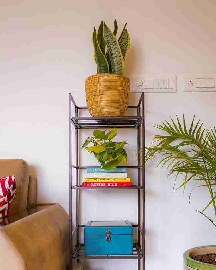 31 DIY Window Plant Shelf Ideas to Transform Your Space 32 31 DIY Window Plant Shelf Ideas to Transform Your Space 31