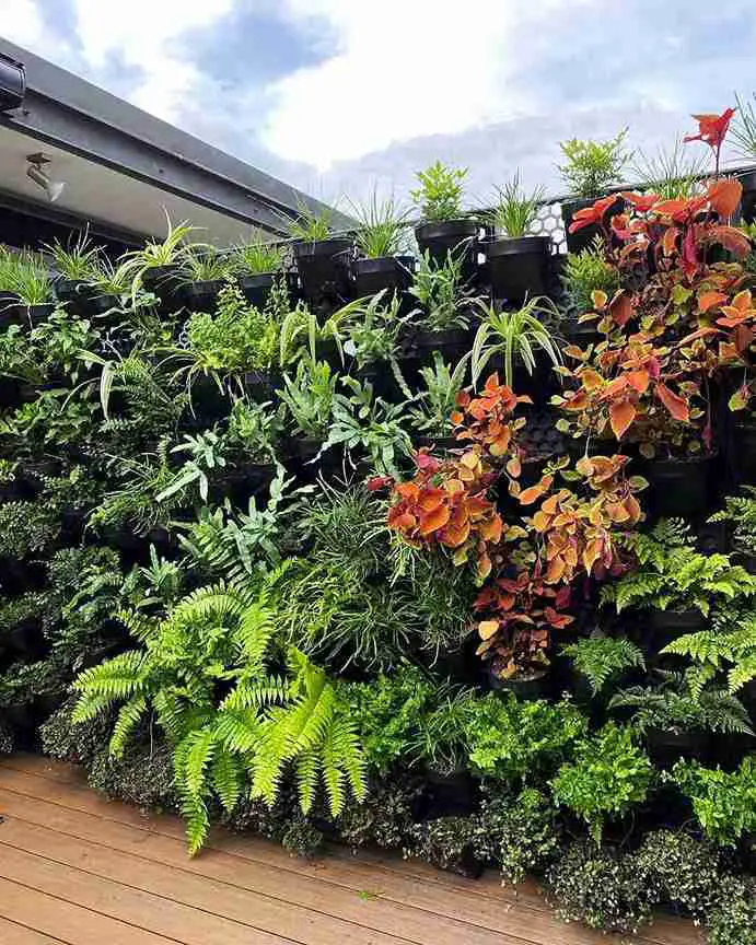 17 Spring Porch Ideas to Elevate Your Outdoor Space 11