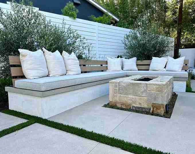 17 Creative DIY Concrete Patio Ideas to Transform Your Outdoor Space 8