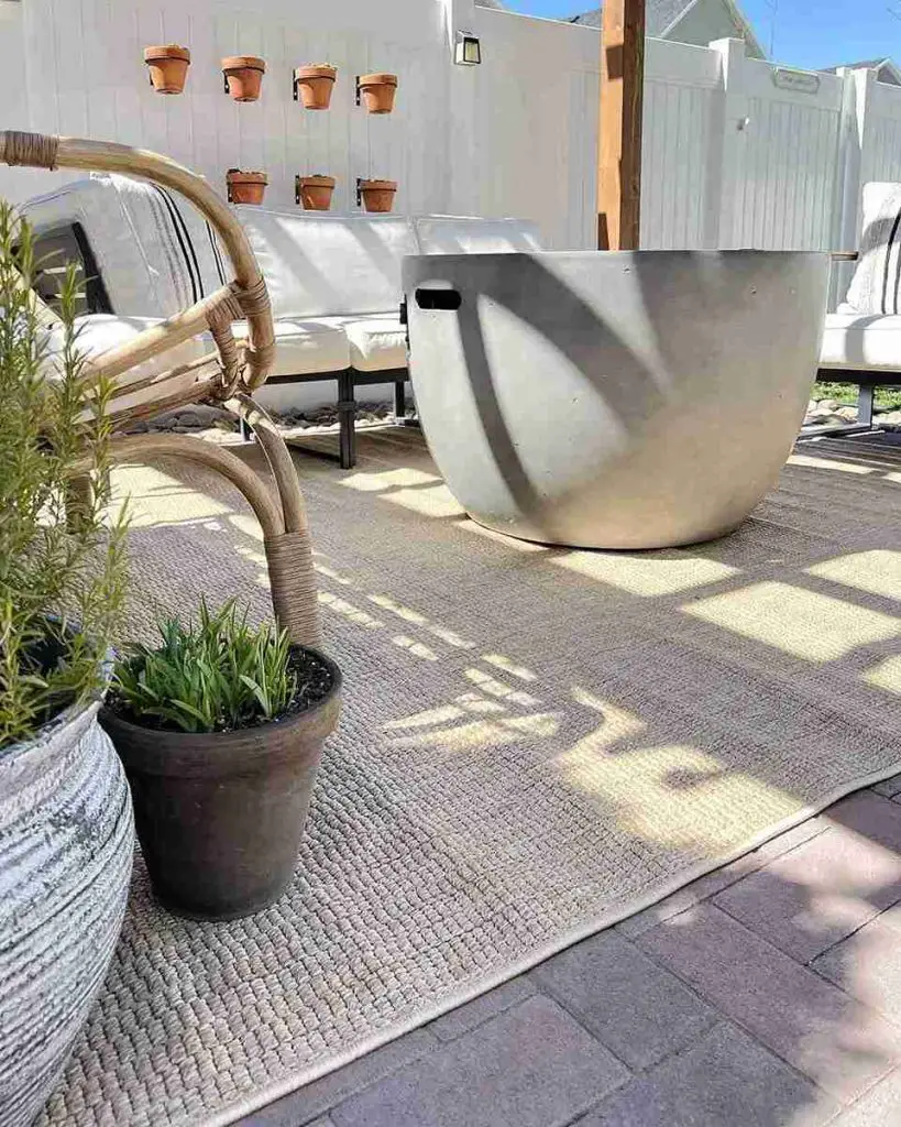 17 Creative DIY Concrete Patio Ideas to Transform Your Outdoor Space 4