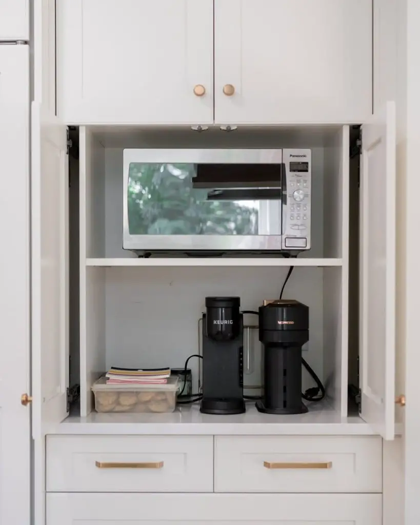 29 Garage Workshop Layout Ideas to Maximize Your Space 28 29 Garage Workshop Layout Ideas to Maximize Your Space 27