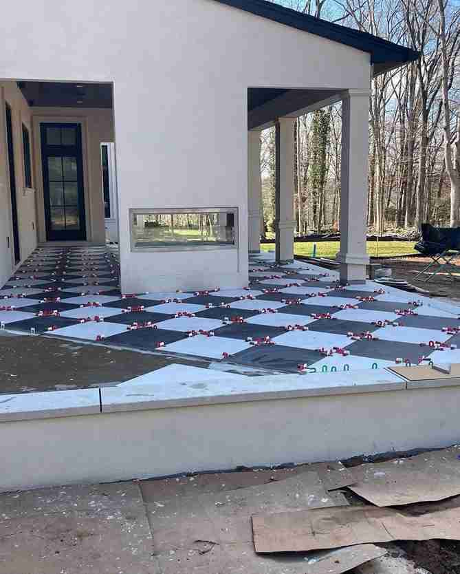 17 Creative DIY Concrete Patio Ideas to Transform Your Outdoor Space 9