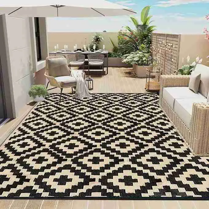 21 Small Outdoor Patio Ideas to Transform Your Space into a Cozy Oasis 8 21 Small Outdoor Patio Ideas to Transform Your Space into a Cozy Oasis 7