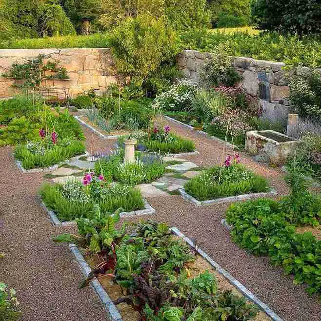13 Potager Garden Ideas for the Modern Garden Enthusiast 9