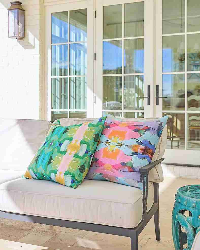 21 Small Outdoor Patio Ideas to Transform Your Space into a Cozy Oasis 17 21 Small Outdoor Patio Ideas to Transform Your Space into a Cozy Oasis 16